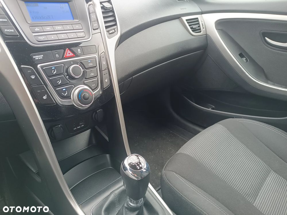 Hyundai i30 i30cw 1.4 Fifa World Cup Edition - 21