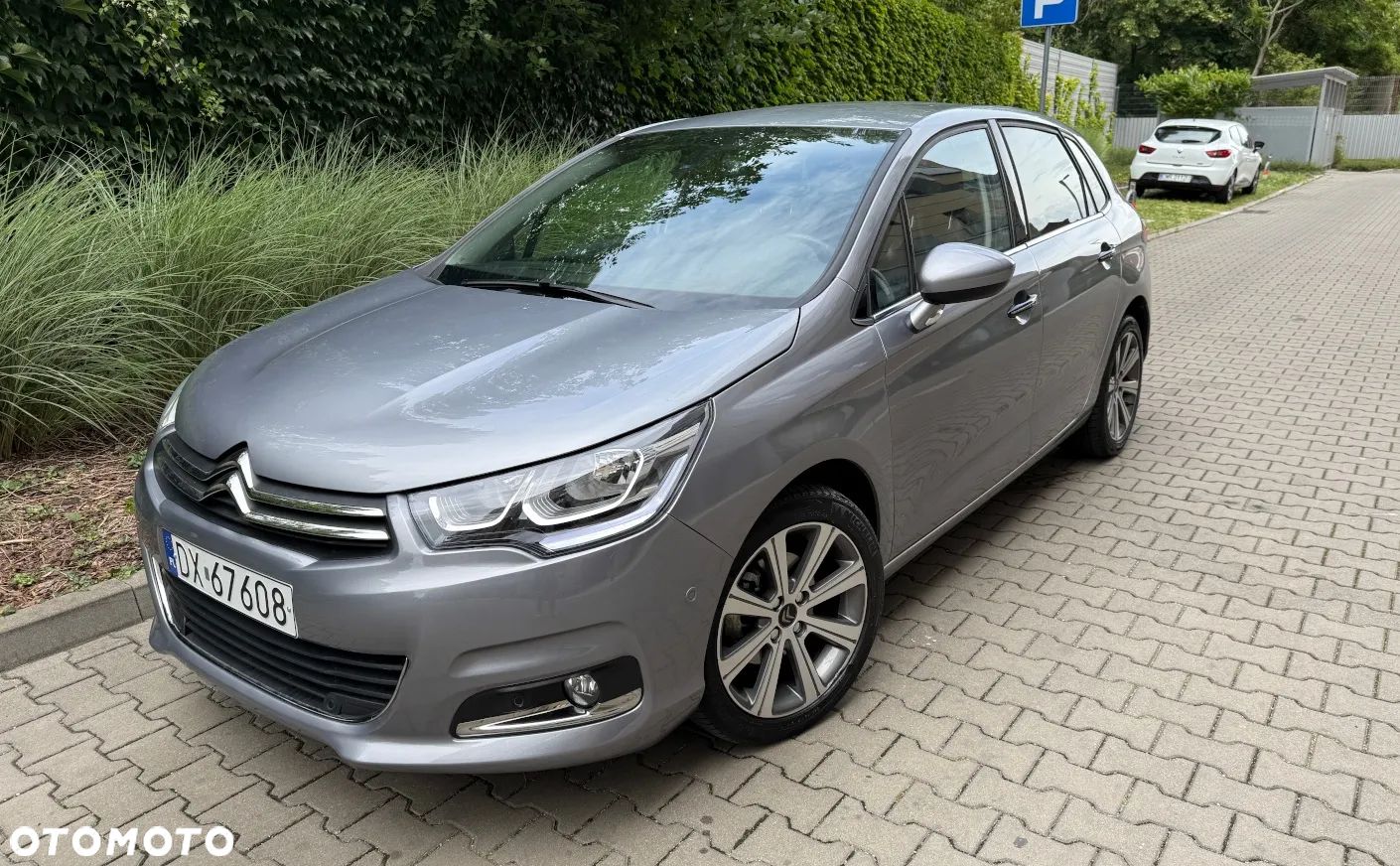 Citroën C4 PureTech 130 Stop&Start EAT8 SHINE - 1