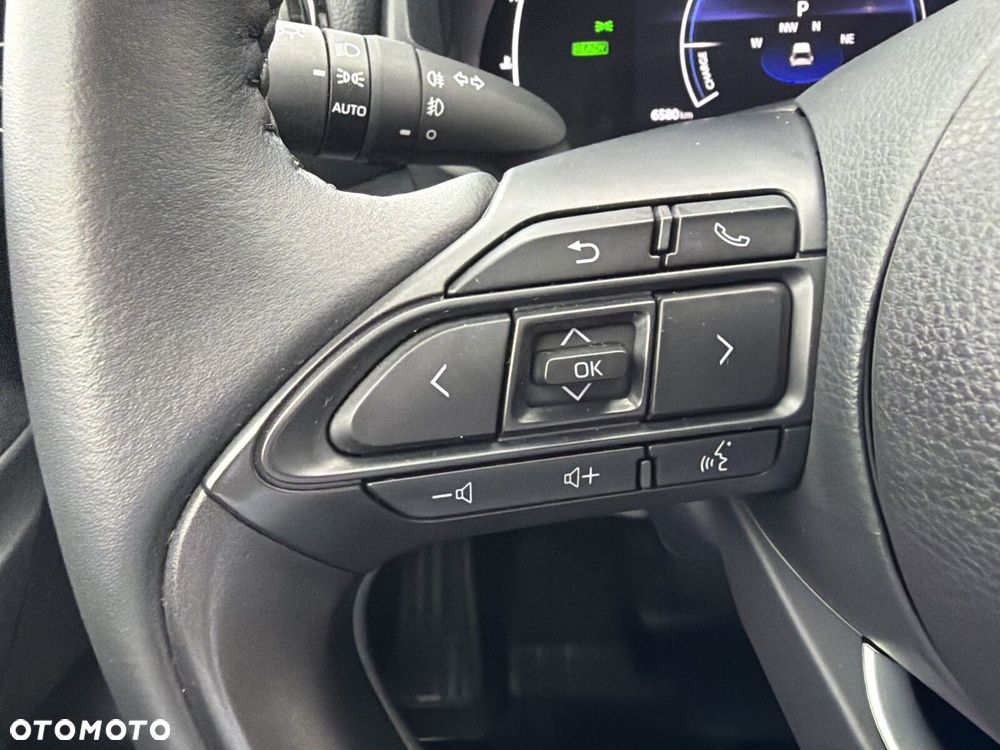 Toyota Yaris Cross - 24