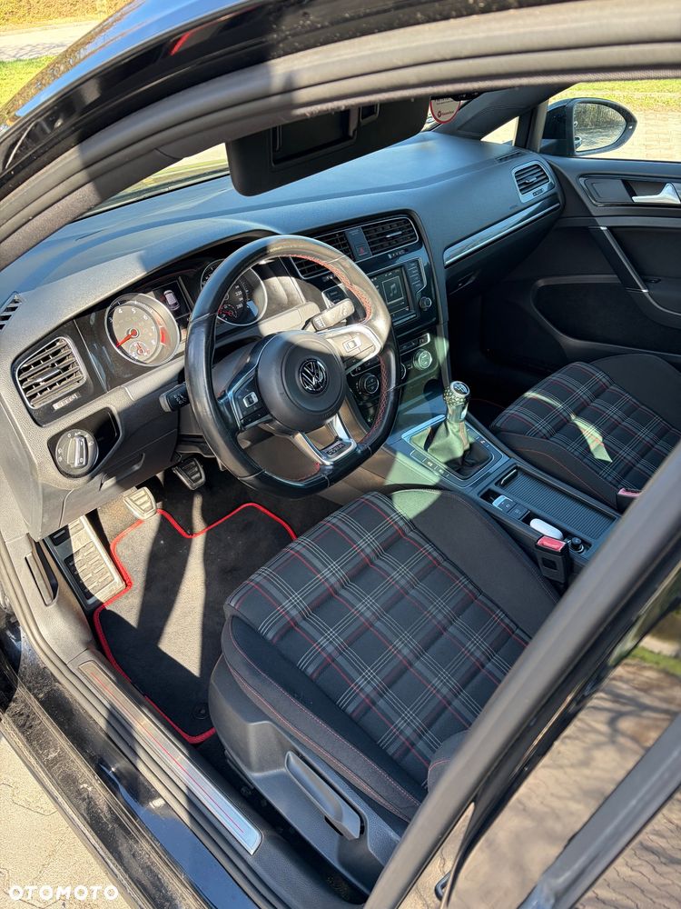 Volkswagen Golf GTI BlueMotion Technology - 9