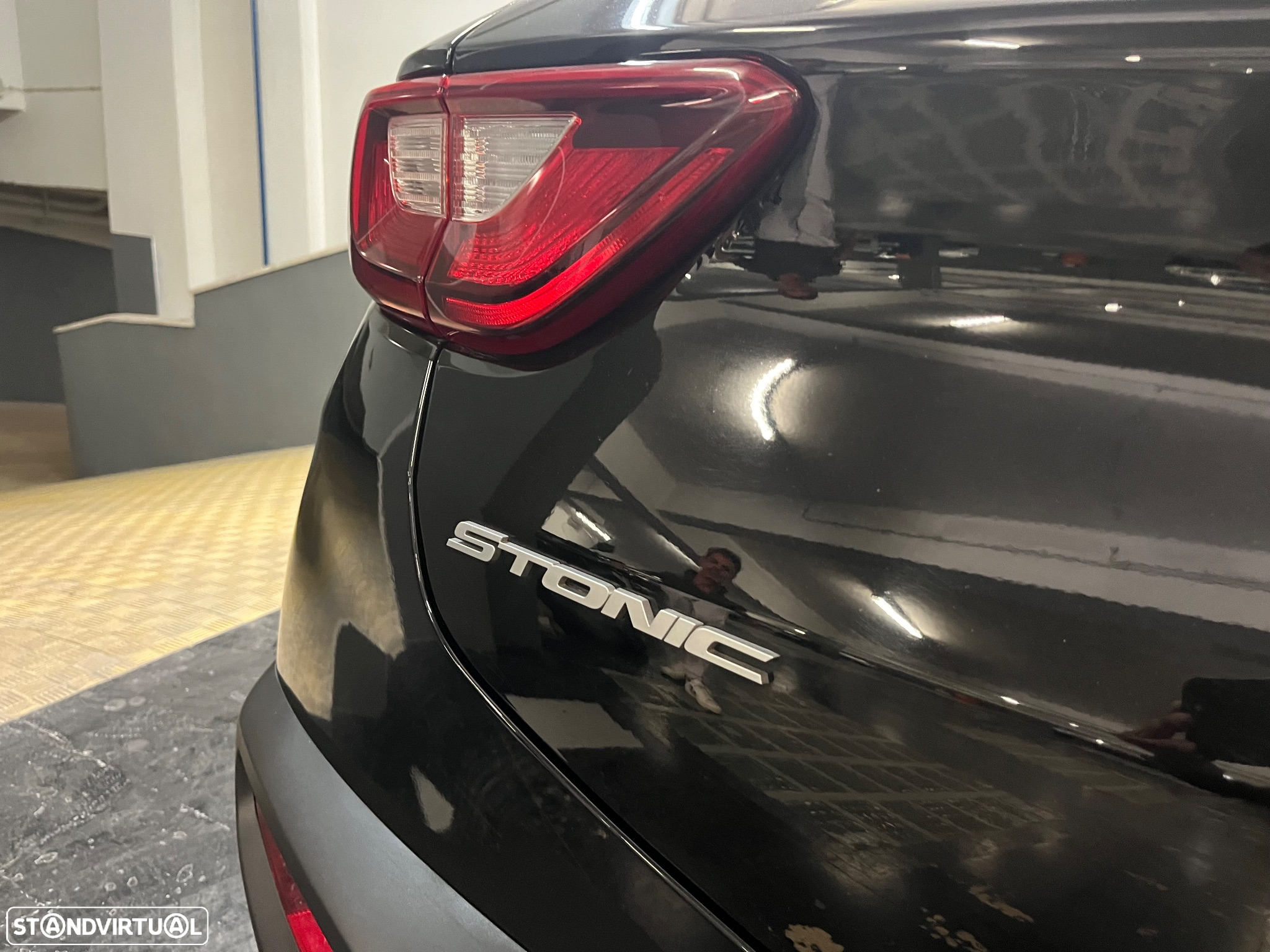 Kia Stonic 1.2 Dynamic - 8