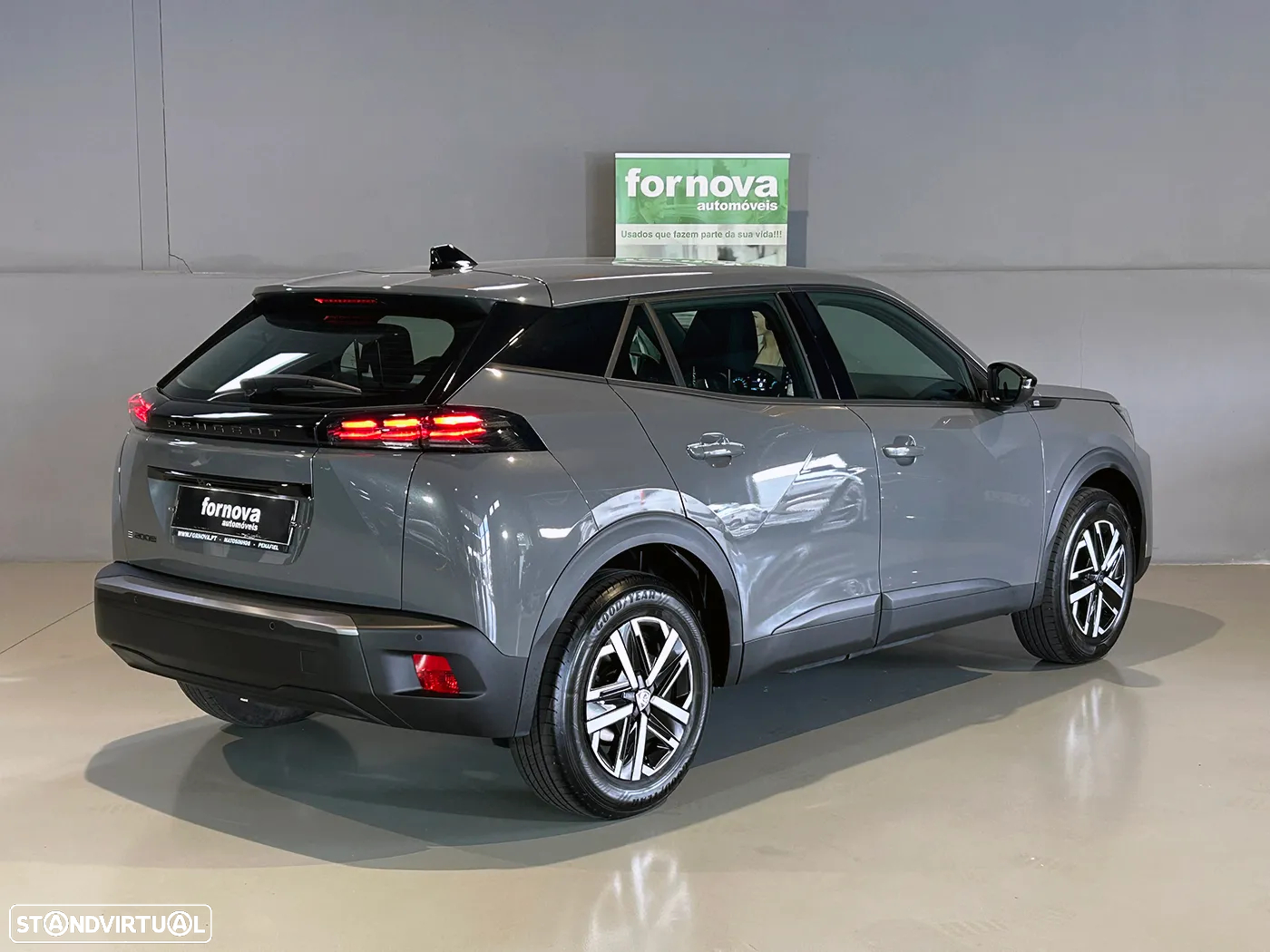 Peugeot e-2008 54 kWh Active - 15