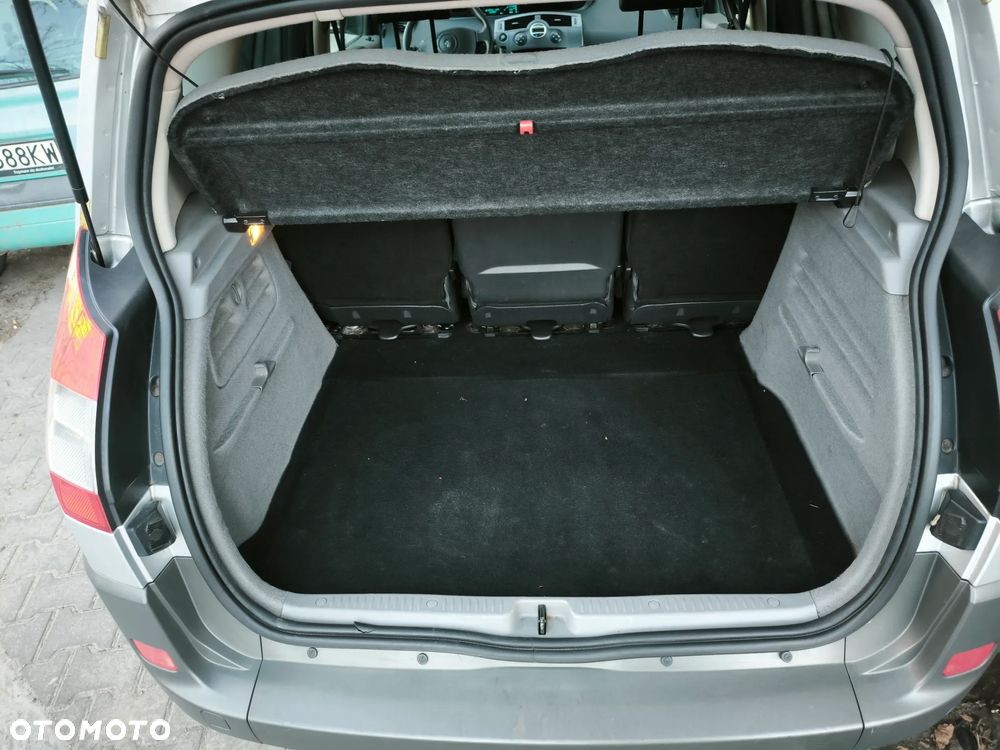 Renault Scenic 2.0 16V Exception - 21