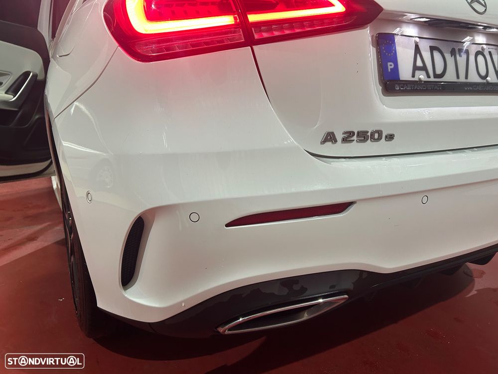 Mercedes-Benz A 250 - 33