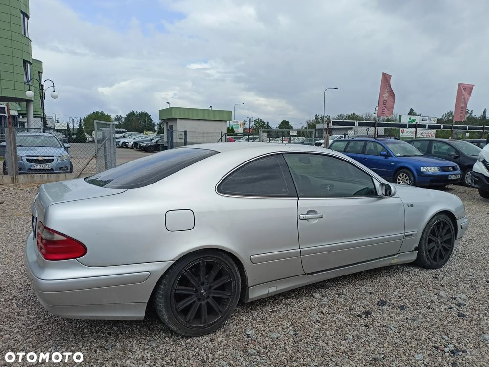 Mercedes-Benz CLK 320 - 4