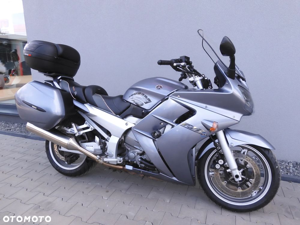 Yamaha FJR - 2