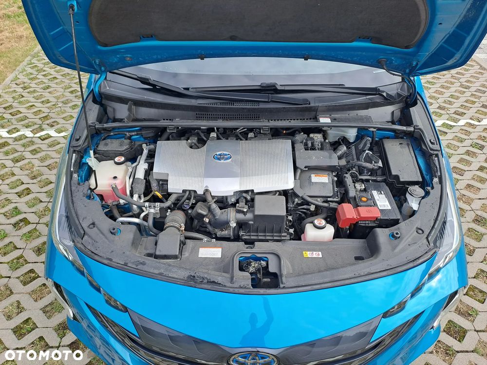 Toyota Prius 1.8 HSD Premium - 27