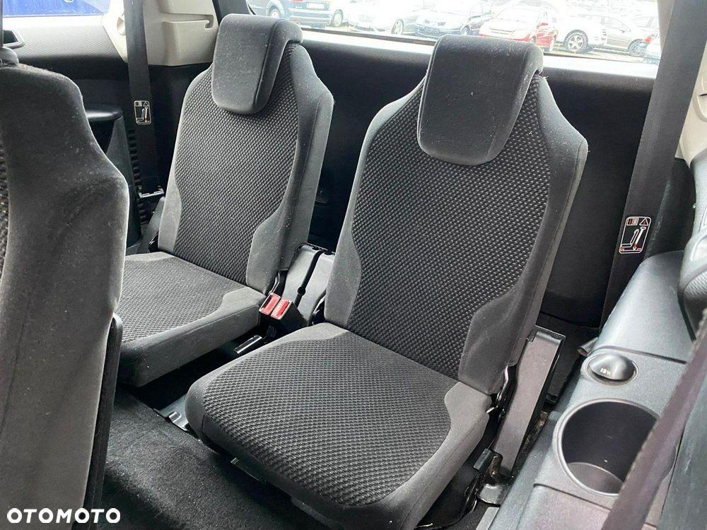 Citroën C4 Grand Picasso 1.8 16V Confort - 7