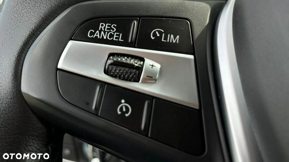 BMW X3 xDrive20d Business Edition - 23