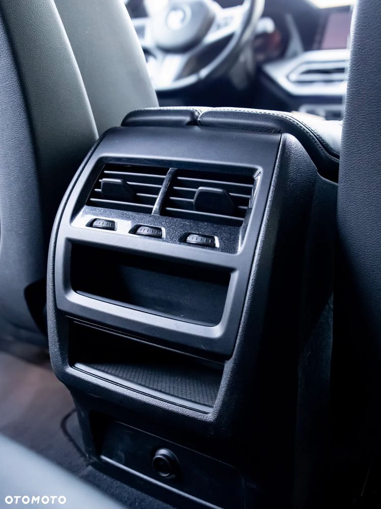 BMW X5 xDrive30d sport - 37