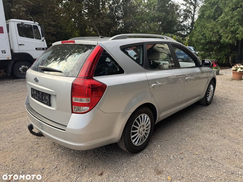 Kia Ceed 1.4 CVVT Attract - 5