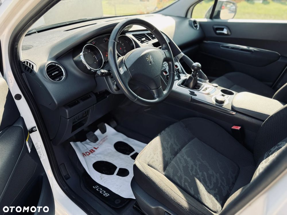 Peugeot 3008 1.6 HDi Premium - 13