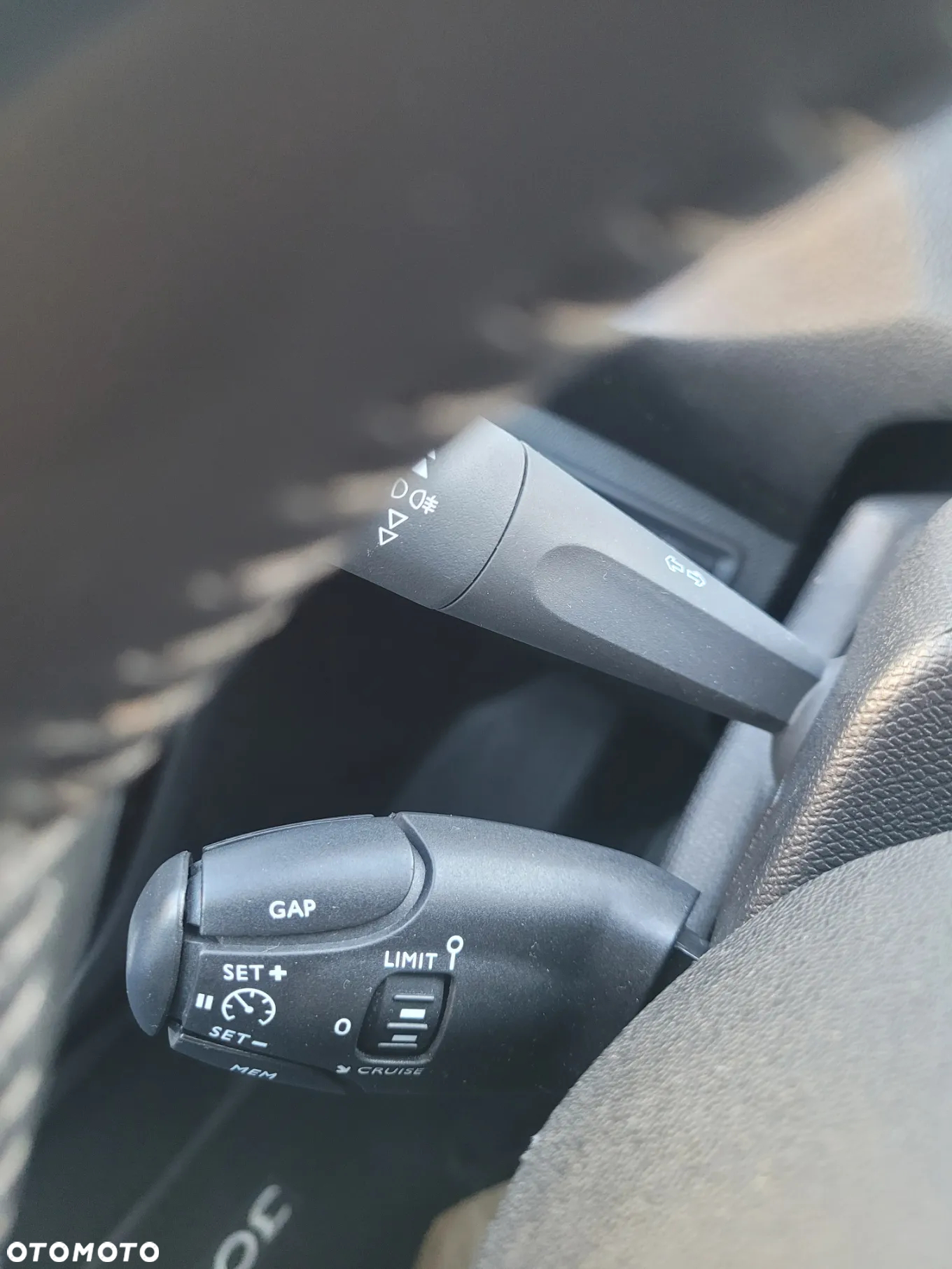 Peugeot 308 1.2 PureTech GPF Active S&S - 4