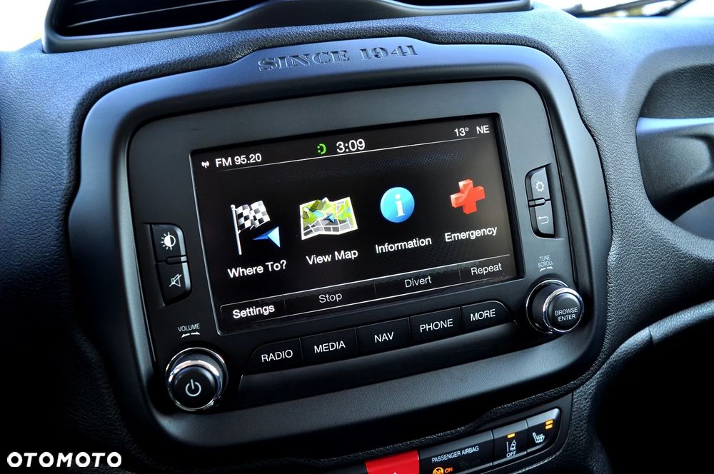 Jeep Renegade 1.4 MultiAir Limited FWD S&S - 28