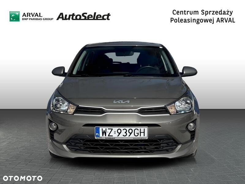 Kia Rio - 9