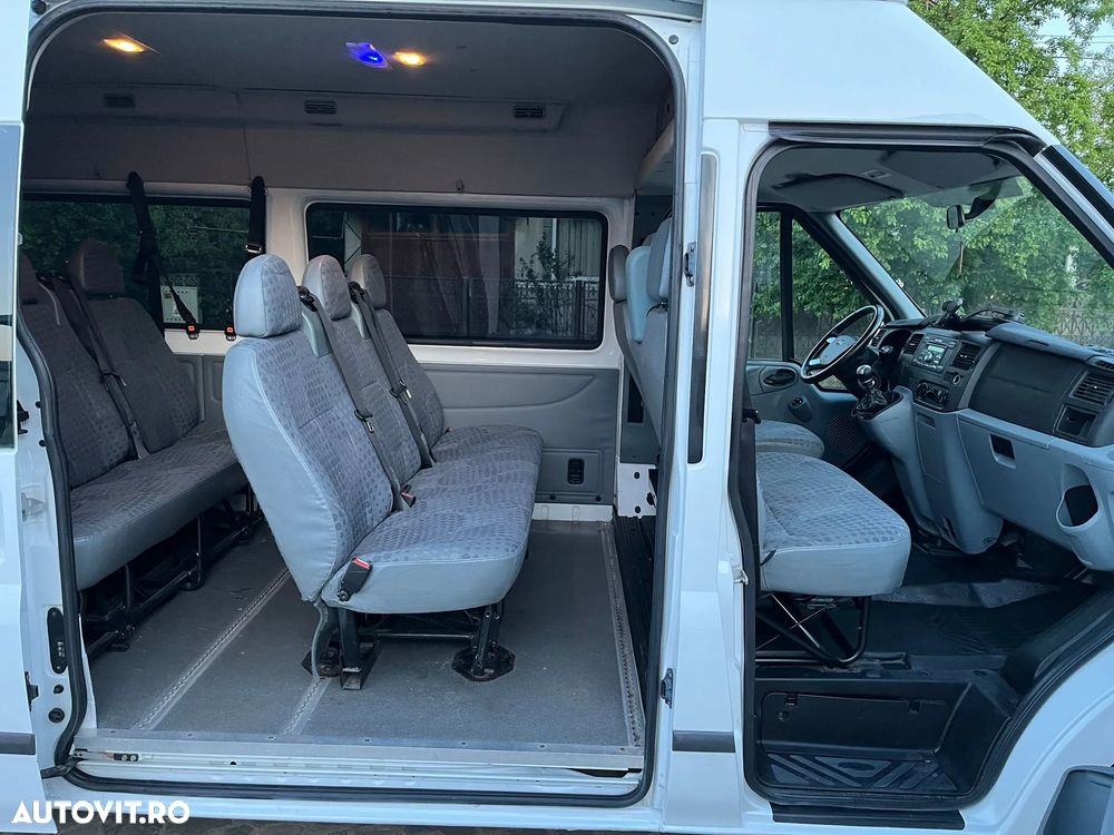 Ford Transit - 12