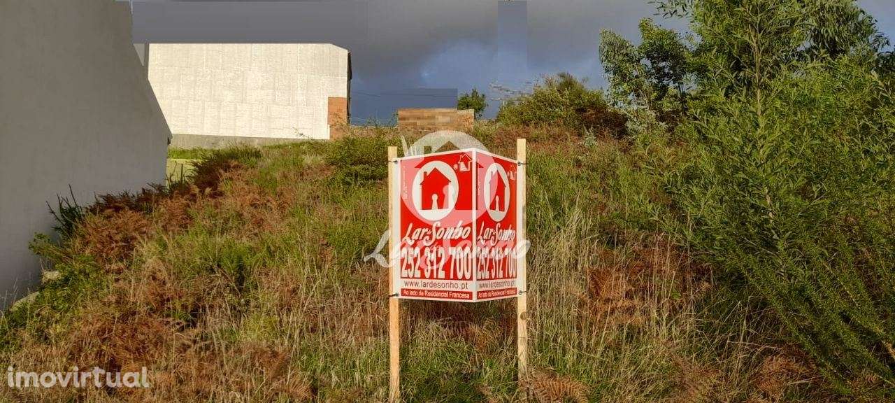 Terreno de construção com 427 m2 em S. Mamede do Coronado, Trofa - Grande imagem: 3/3