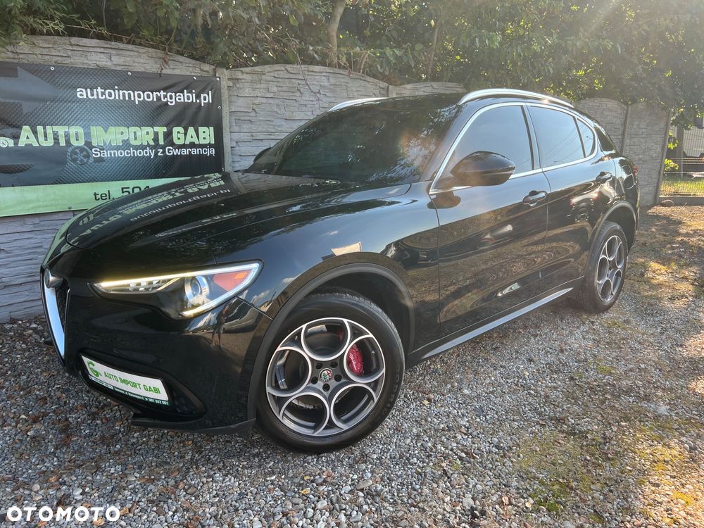 Alfa Romeo Stelvio 2.0 Turbo 16V AT8-Q4 B-Tech