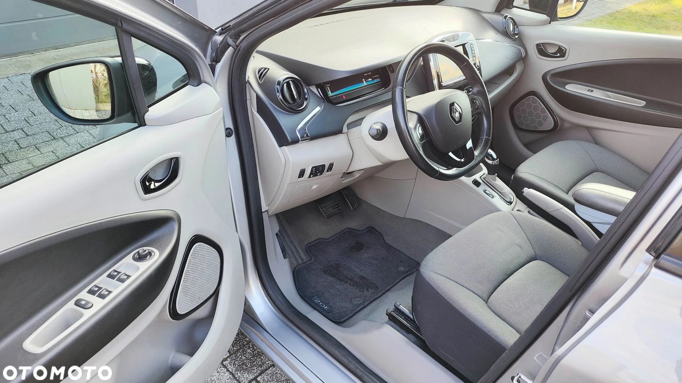 Renault Zoe (mit Batterie) 22 kwh Intens - 12