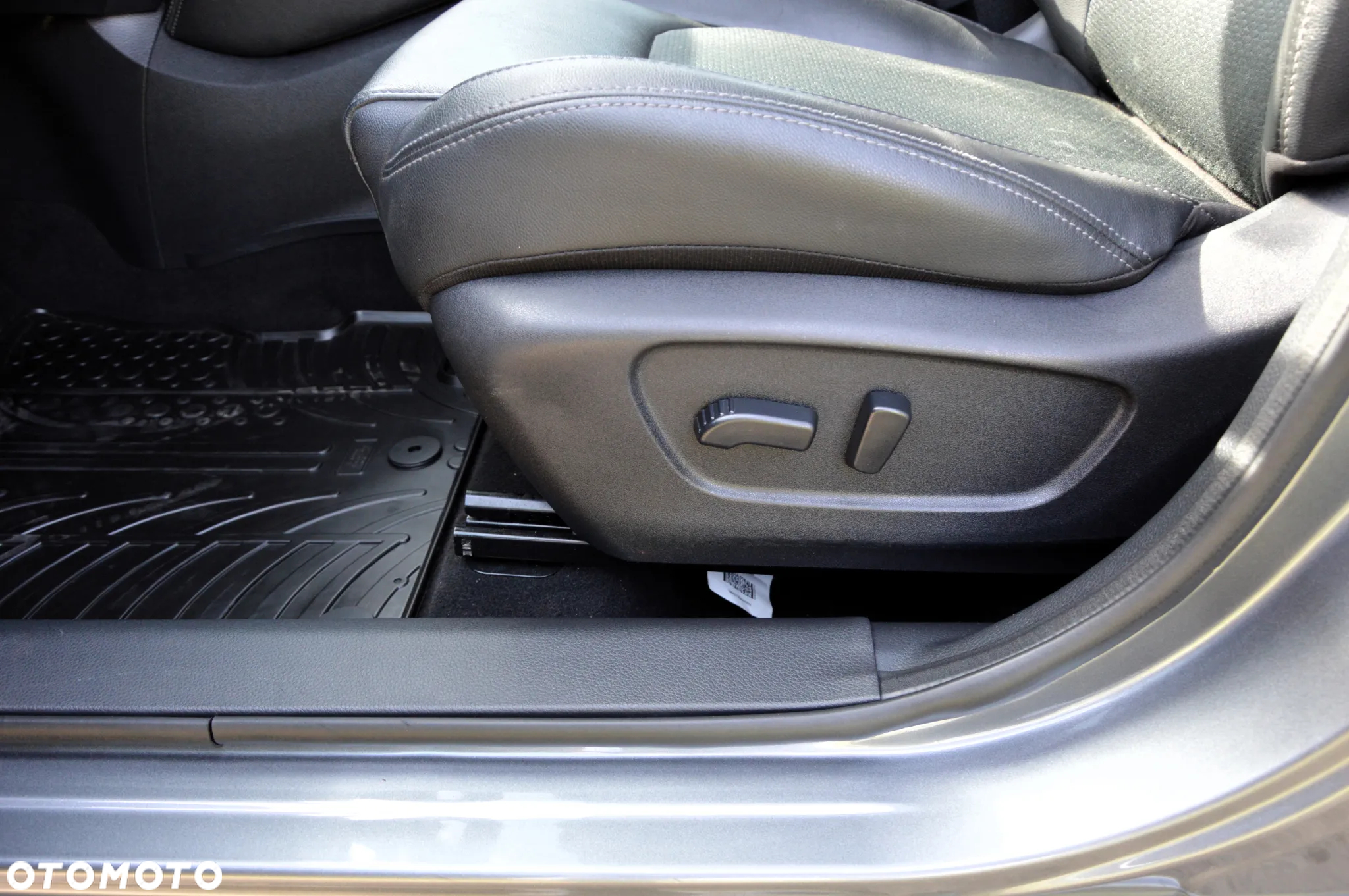 Nissan Qashqai 1.2 DIG-T N-Connecta Xtronic EU6 - 18