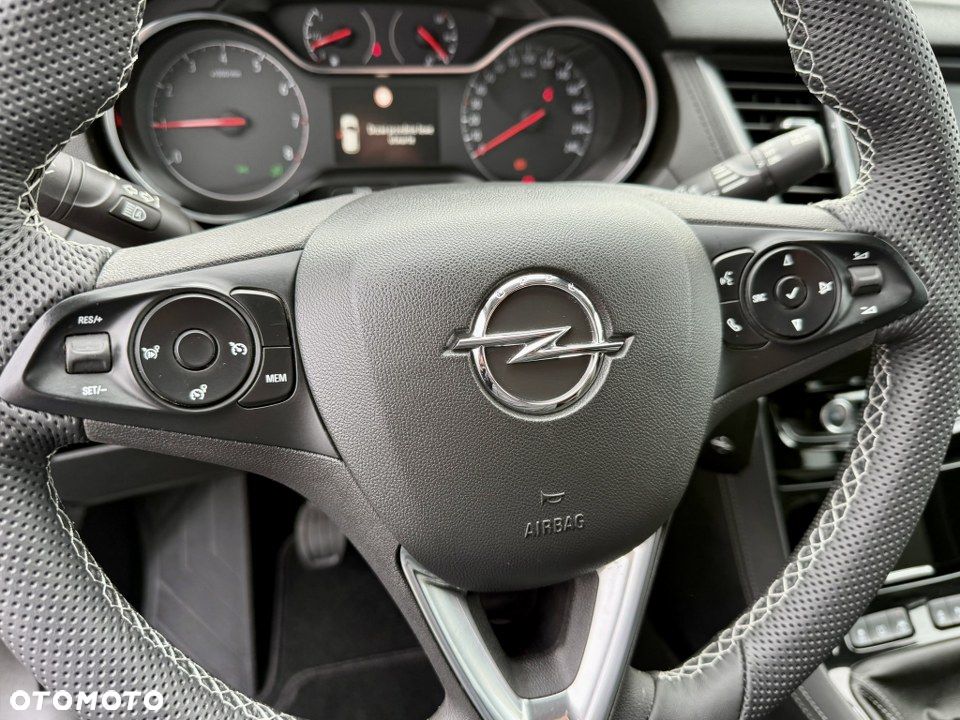 Opel Grandland X 1.2 Start/Stop INNOVATION - 24