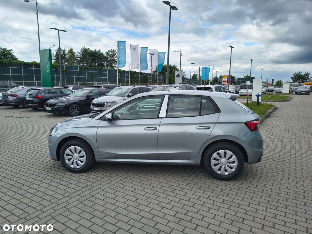 Skoda Fabia 1.0 Essence - 5