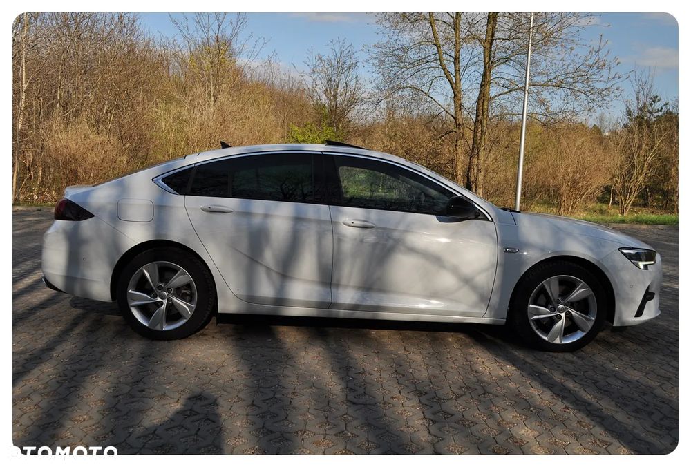 Opel Insignia 2.0 T Business Elegance S&S - 11