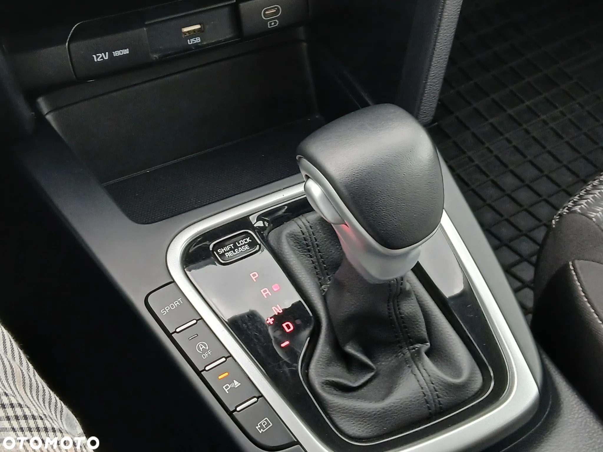 Kia XCeed 1.5 T-GDI M DCT - 11