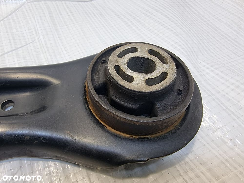 FORD FIESTA MK8 WAHACZ LEWY PRZÓD H1BC-3051-AF - 7