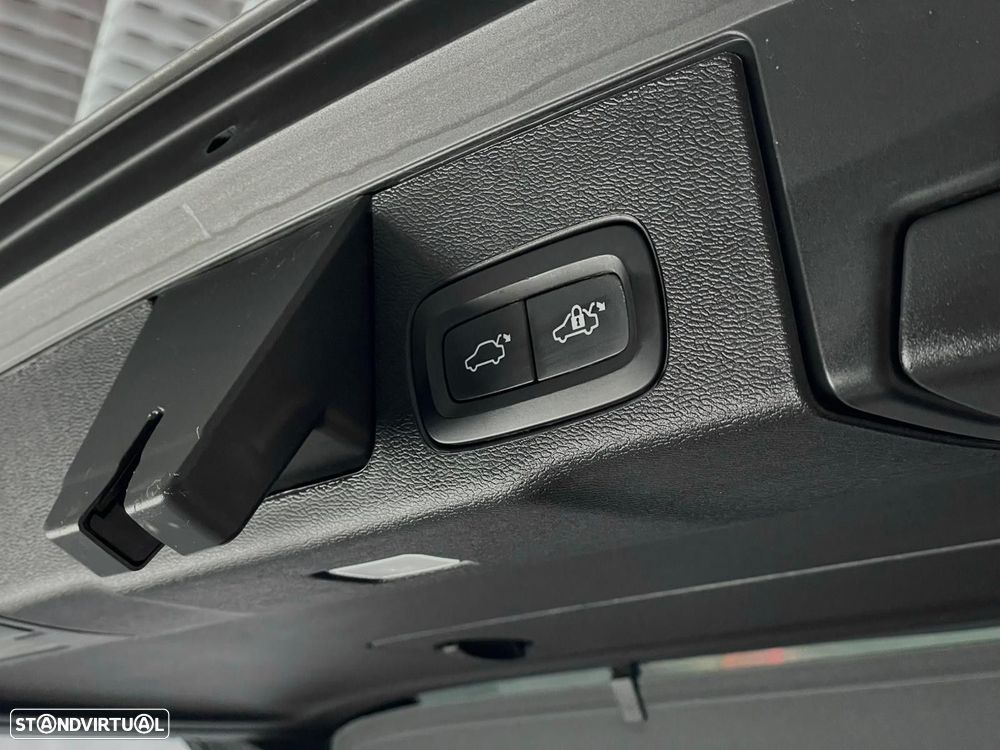 Volvo XC 60 - 33