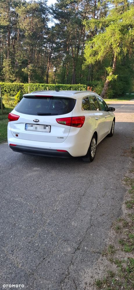 Kia Ceed Cee'd 1.6 GDI Business Line - 4