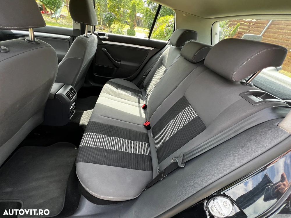 Volkswagen Golf 1.4 Comfortline - 24