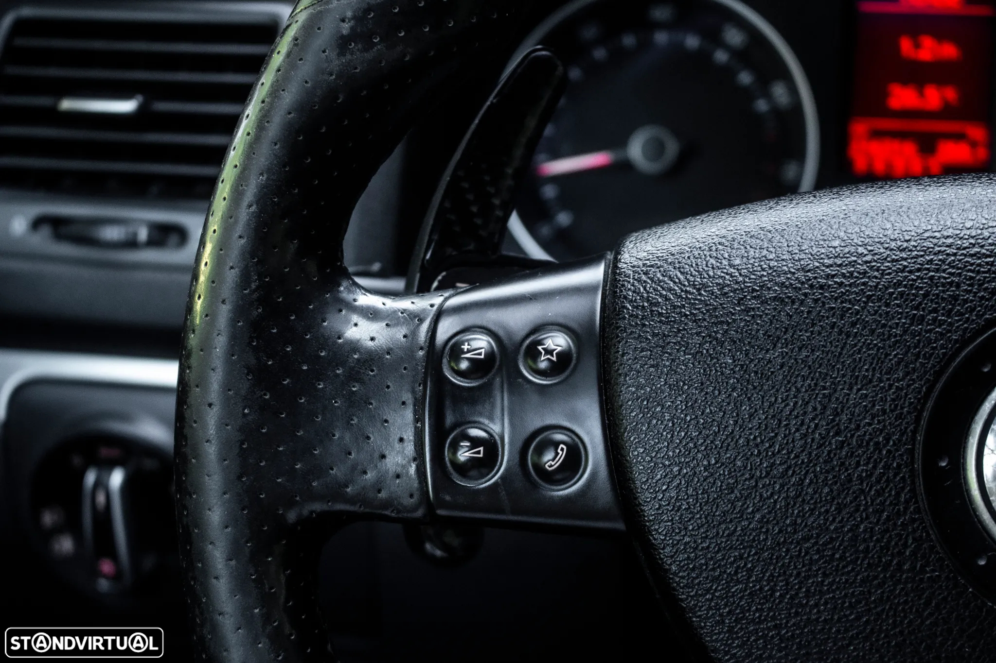 VW Golf 2.0 GTi DSG - 14