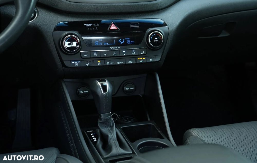 Hyundai Tucson blue 1.6 CRDi 2WD DCT Premium - 9