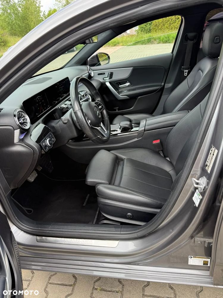 Mercedes-Benz Klasa A 220 4Matic 7G-DCT - 17