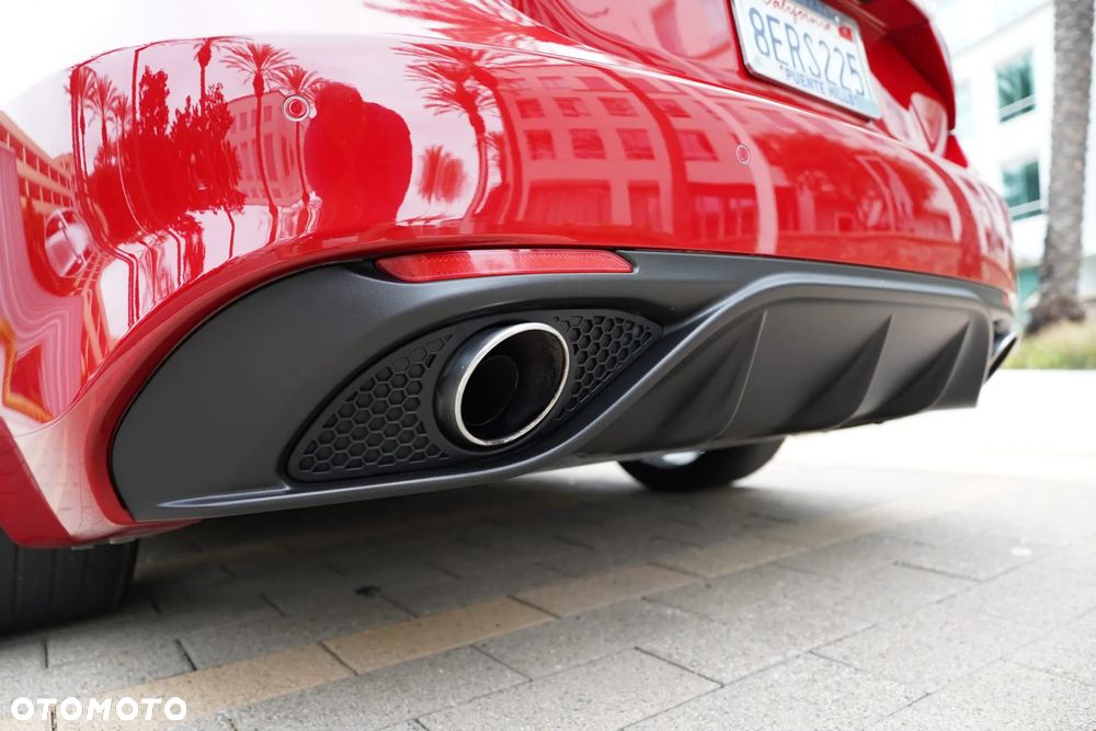 Alfa Romeo Giulia 2.0 Turbo 16V AT8-Q4 Ti - 16