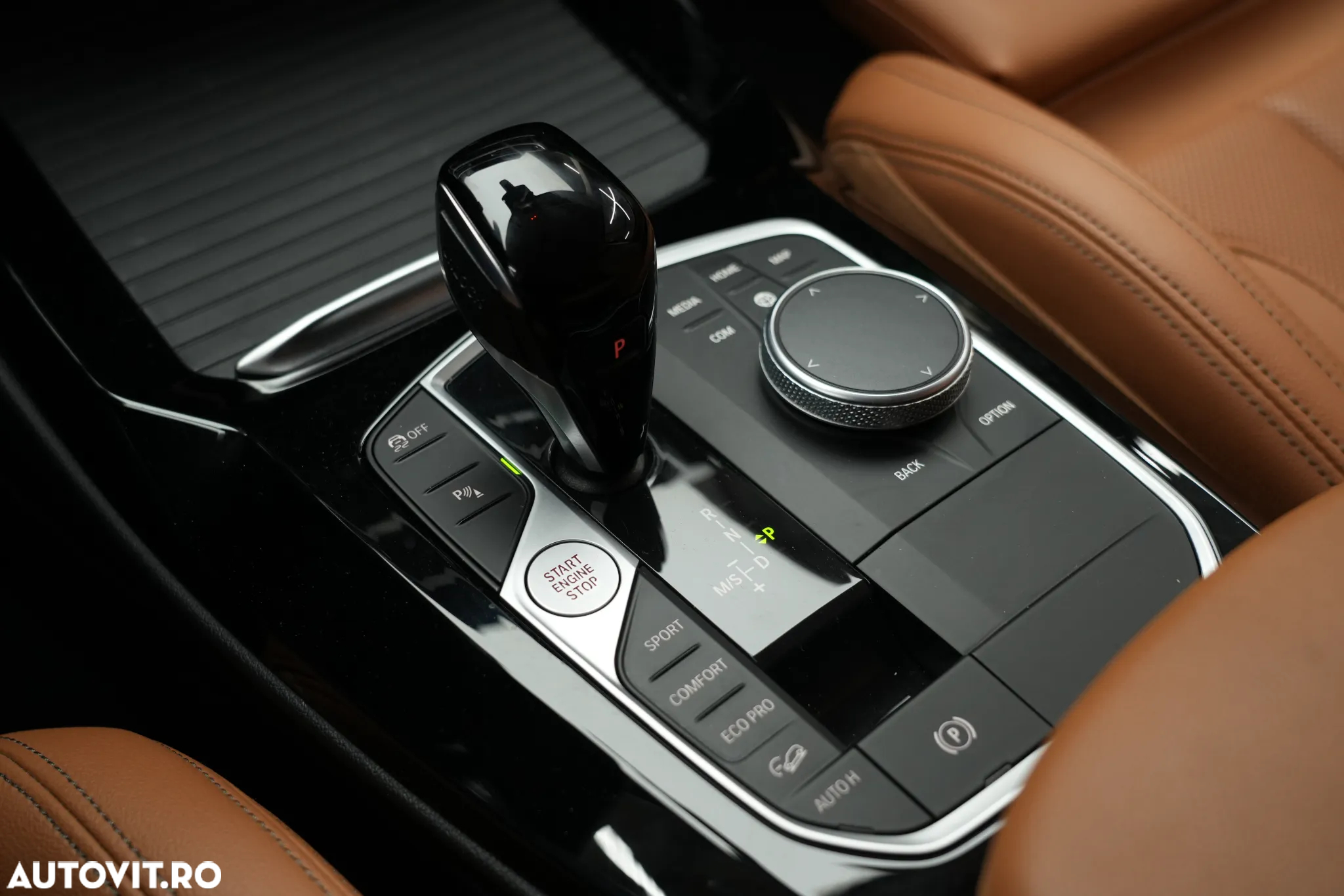 BMW X3 xDrive20i AT xLine - 27