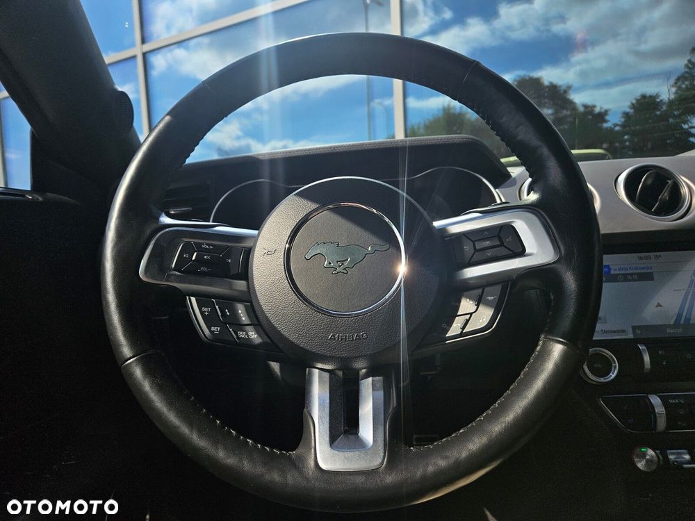 Ford Mustang 5.0 V8 GT - 20