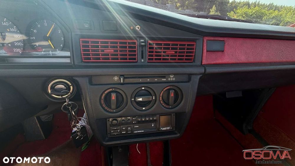 Mercedes-Benz W201 (190) - 18