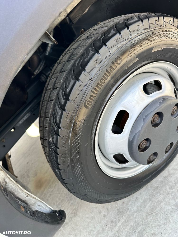 Iveco Daily 50C17 3.0 L-5.3 m  Cat. B 3.500 kg 35C18 - 16