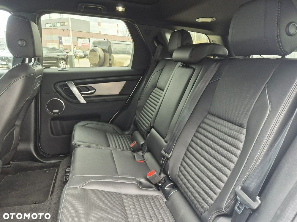 Land Rover Discovery Sport - 27