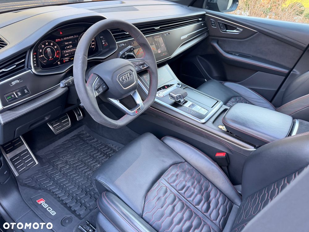 Audi RS Q8 - 19