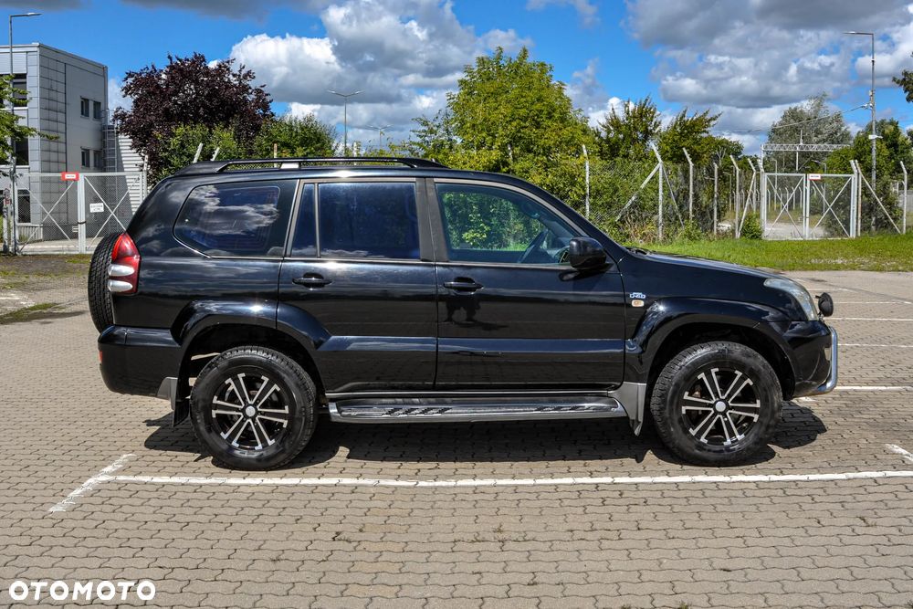 Toyota Land Cruiser - 5