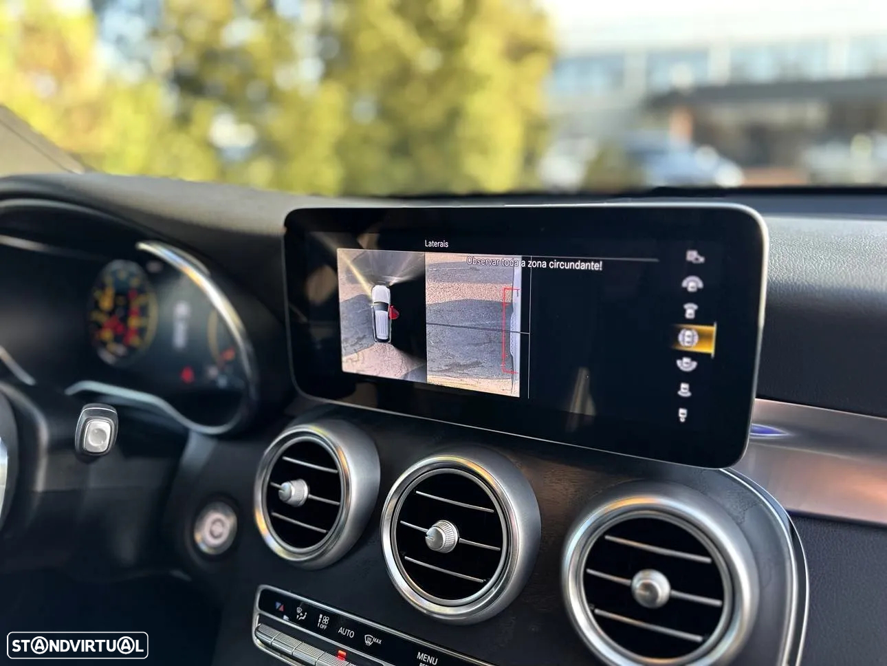 Mercedes-Benz GLC 300 de 4Matic - 28