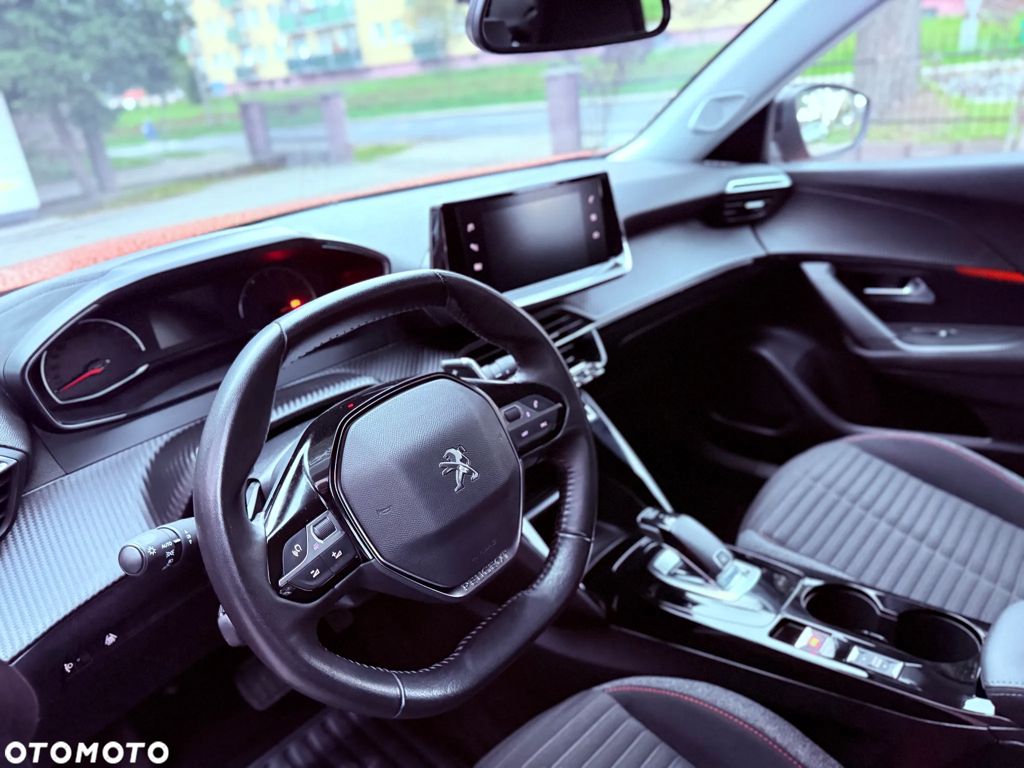 Peugeot 2008 1.2 PureTech Active Pack S&S EAT8 - 36