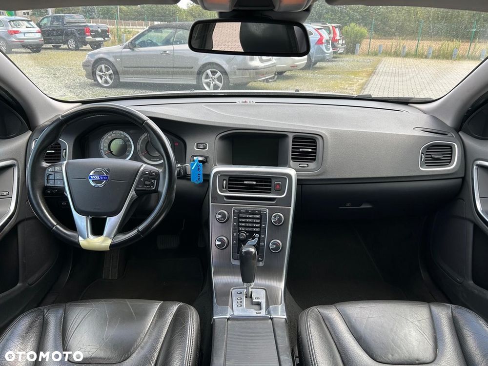 Volvo S60 D5 AWD Geartronic Summum - 13