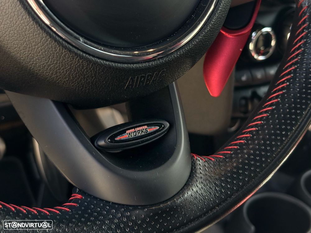 MINI 3 Portas John Cooper Works Sport Aut. - 13