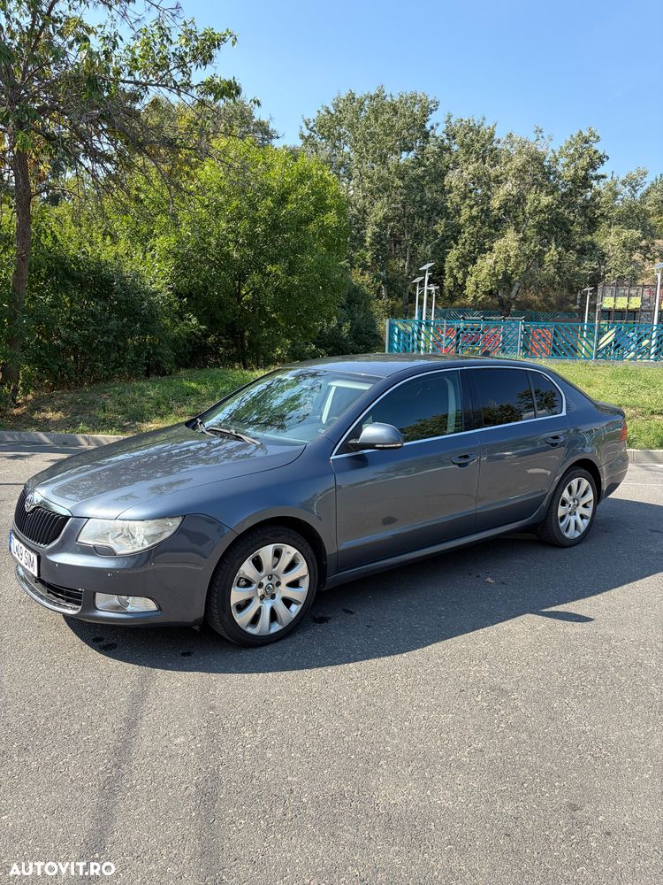 Skoda Superb 2.0 TDI Elegance DSG - 7