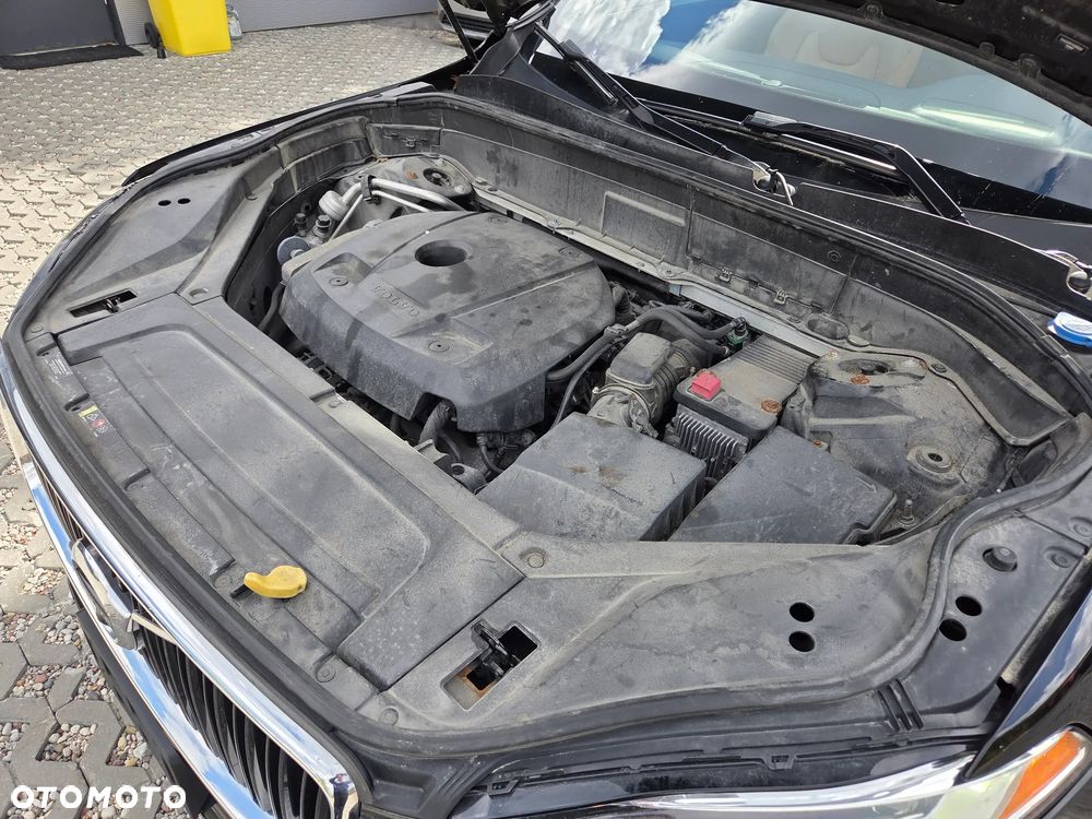 Volvo XC 90 T6 AWD Momentum 7os - 31