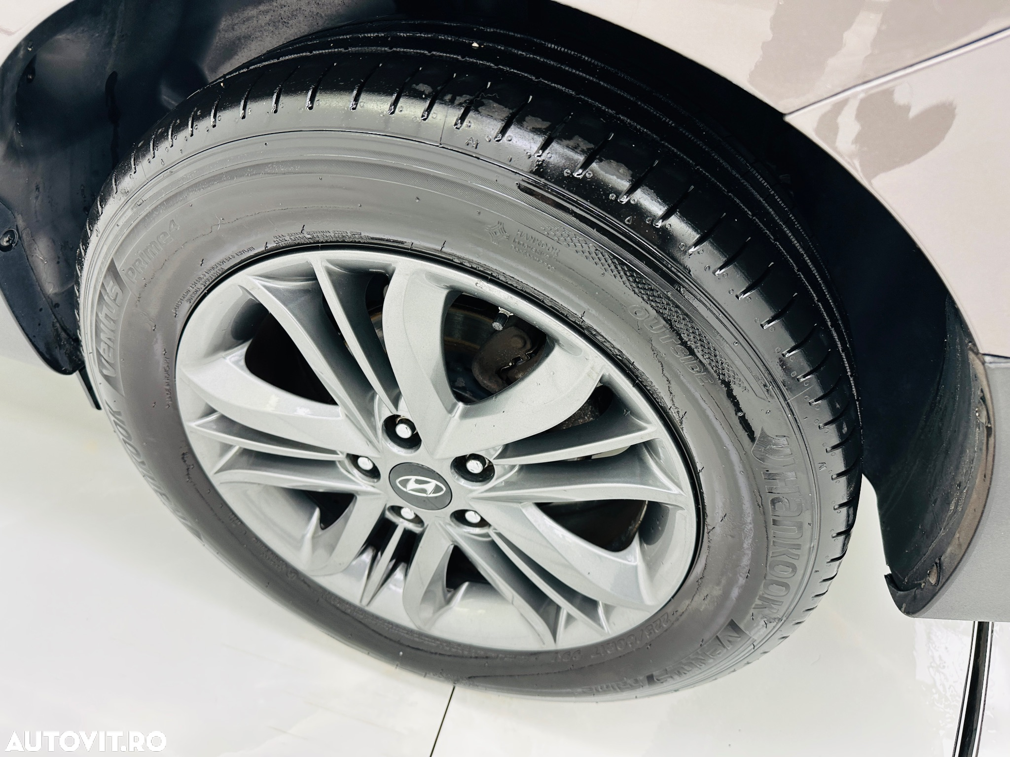 Hyundai ix35 1.7 CRDI 2WD Fifa World Cup Edition - 16